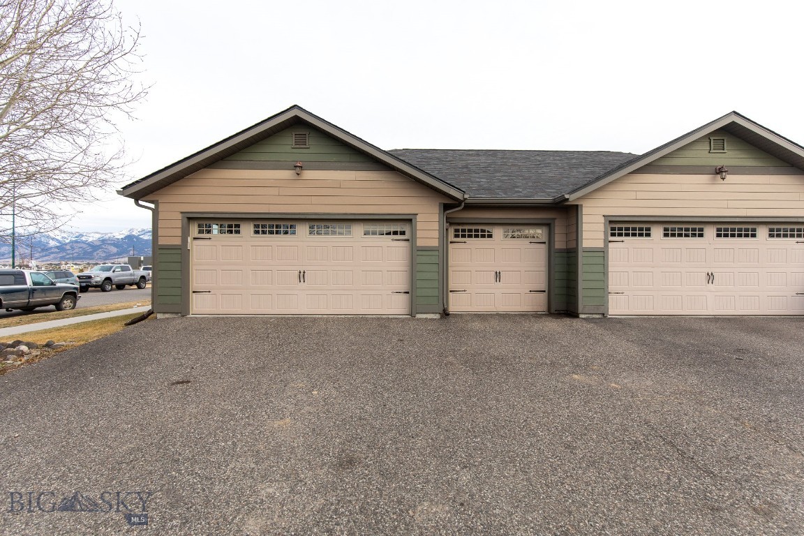 Flanders Creek - Residential