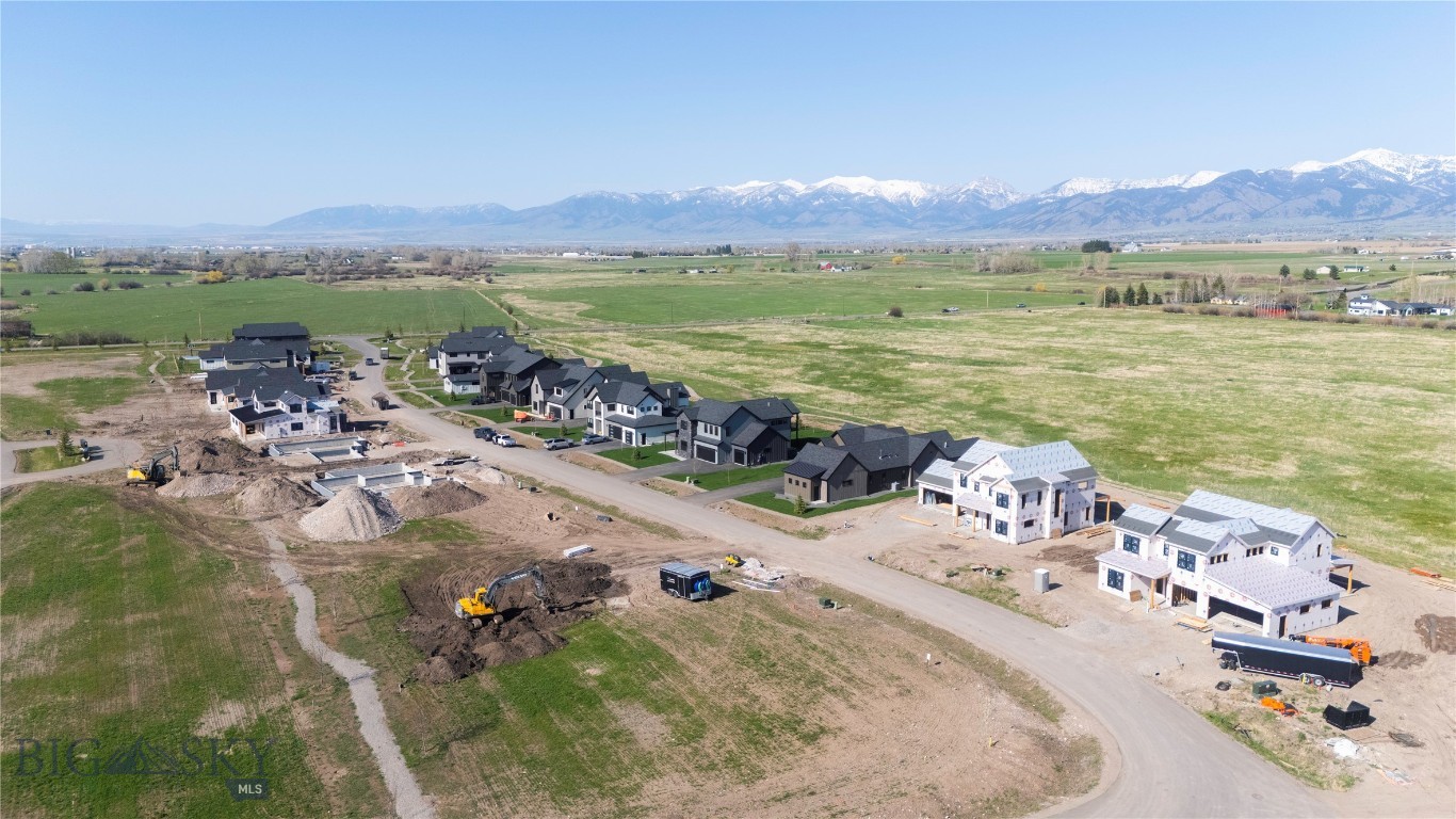 Creekside Meadows - Residential
