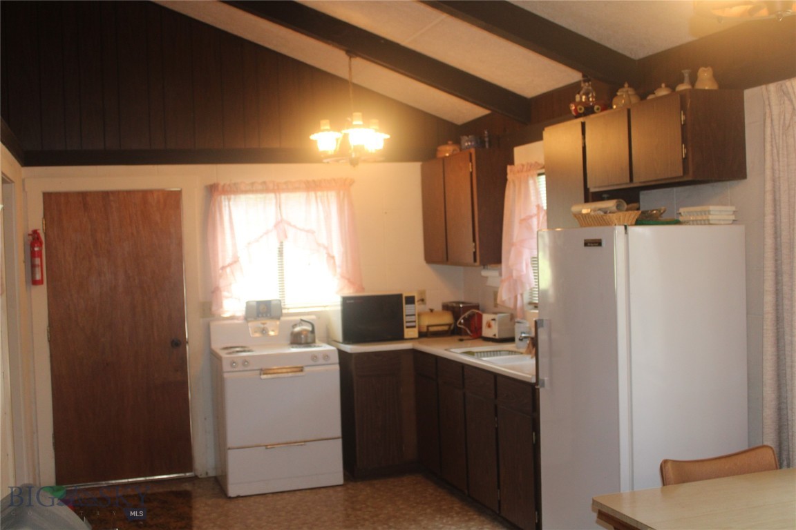 Mountain Meadows Estates - Residential