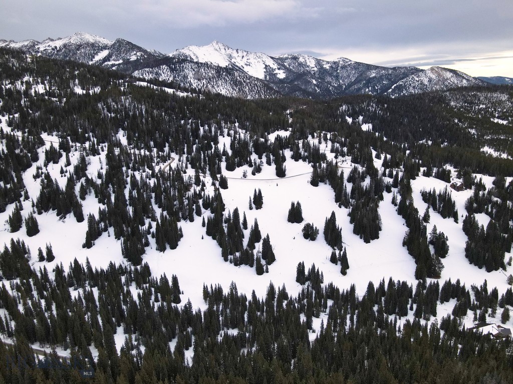 Beehive Basin - Land