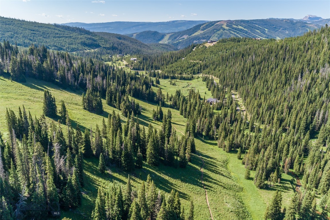 Beehive Basin - Land