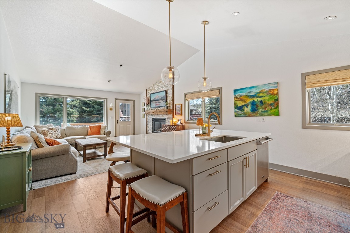 Grey Wolf Condo - Residential