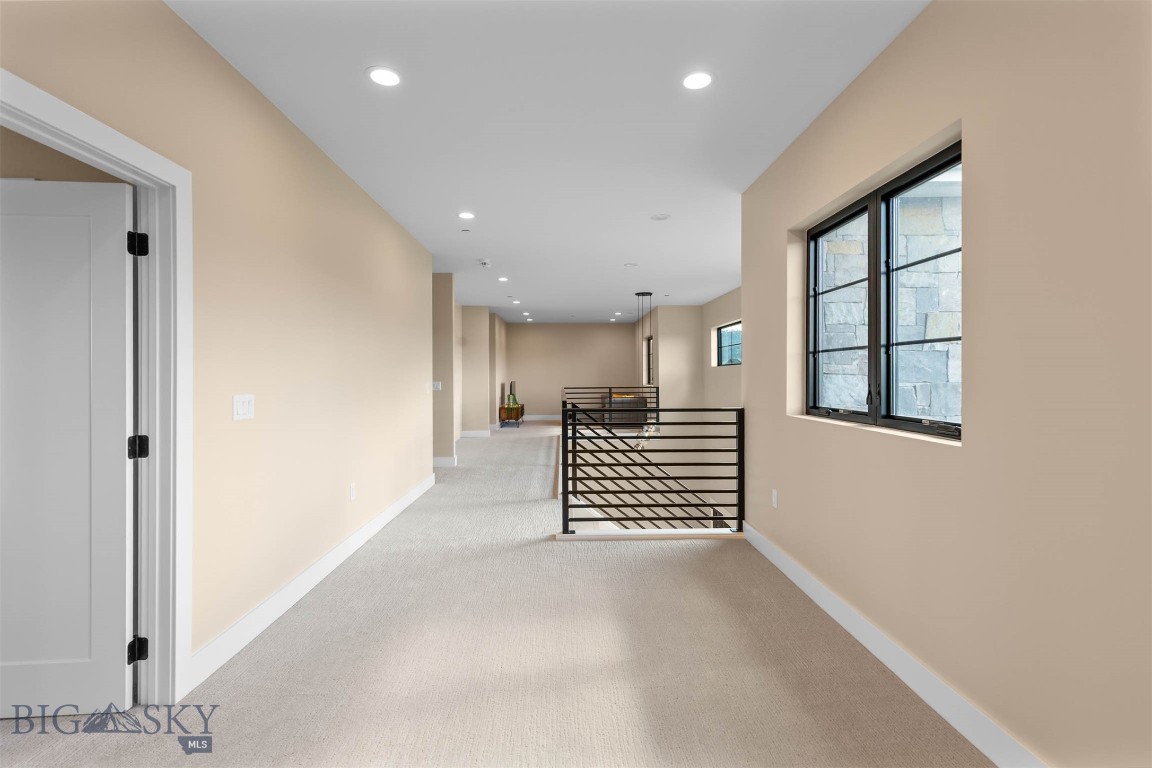 Home 40 - Residential