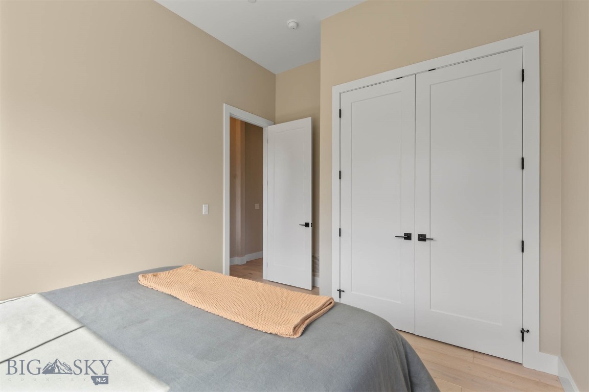 Home 40 - Residential