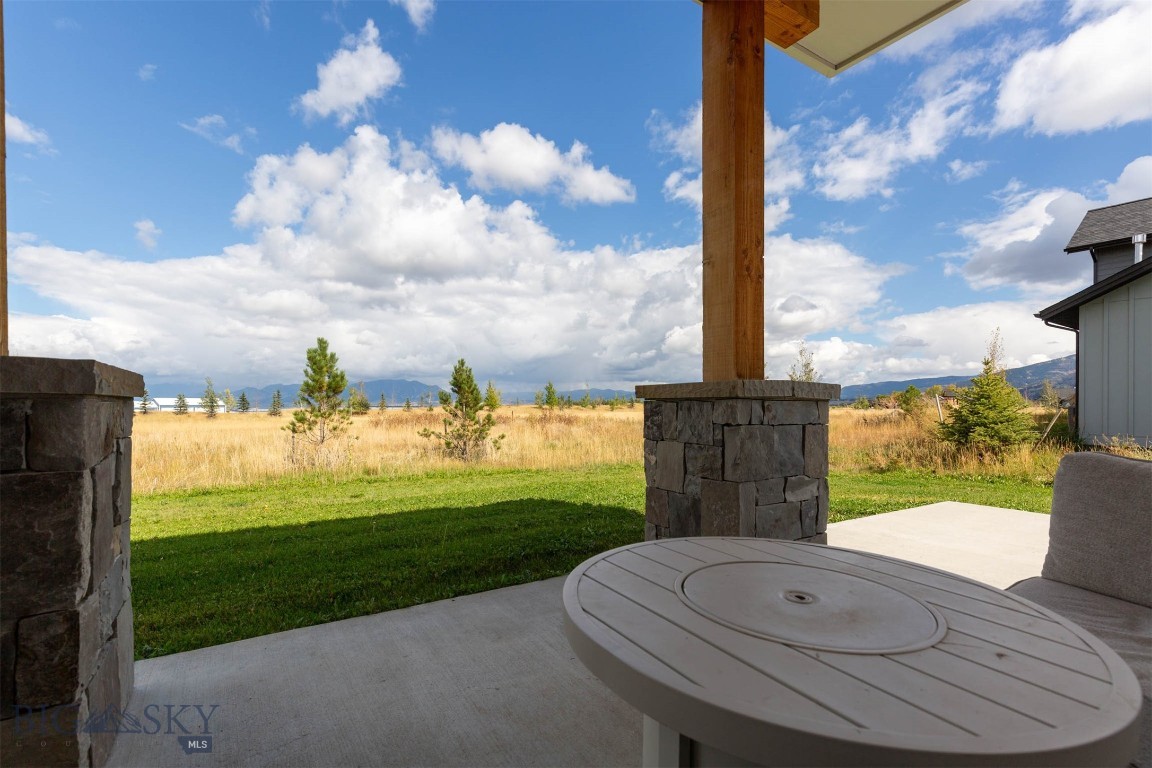 Home 40 - Residential