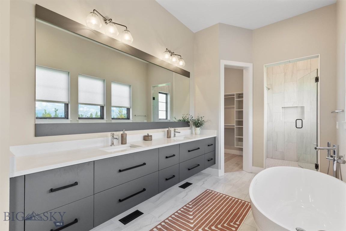 Home 40 - Residential