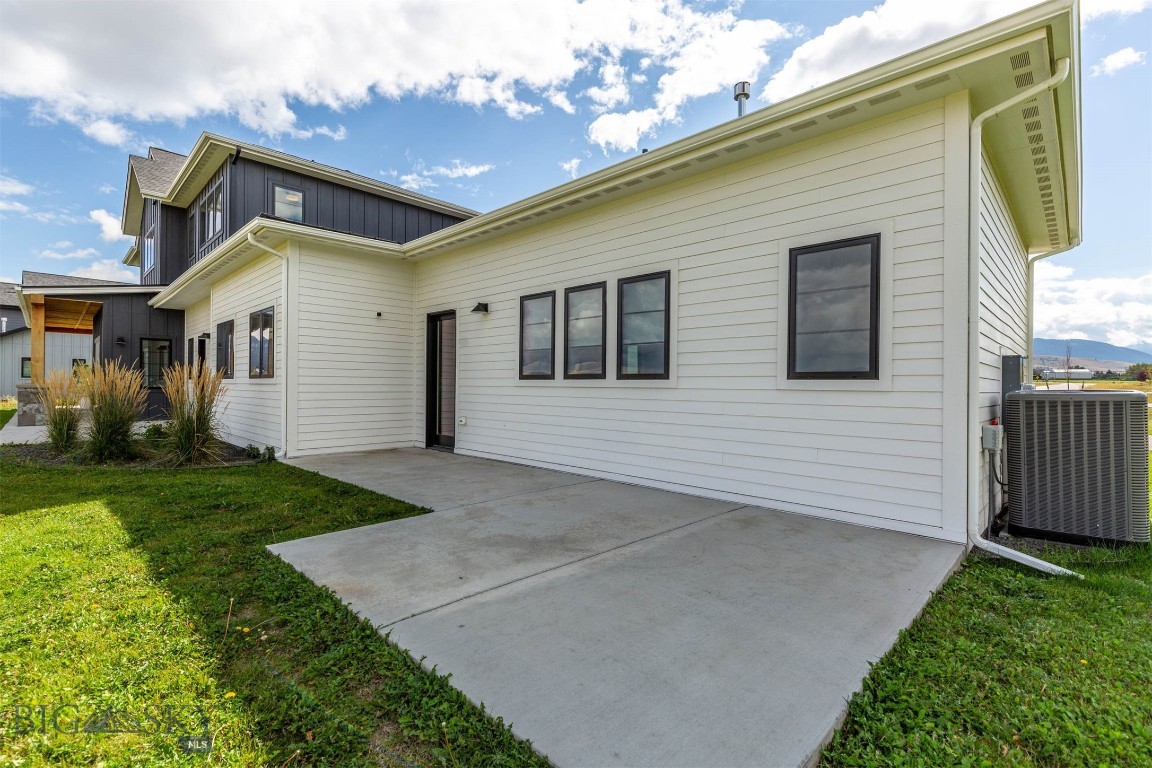 Home 40 - Residential