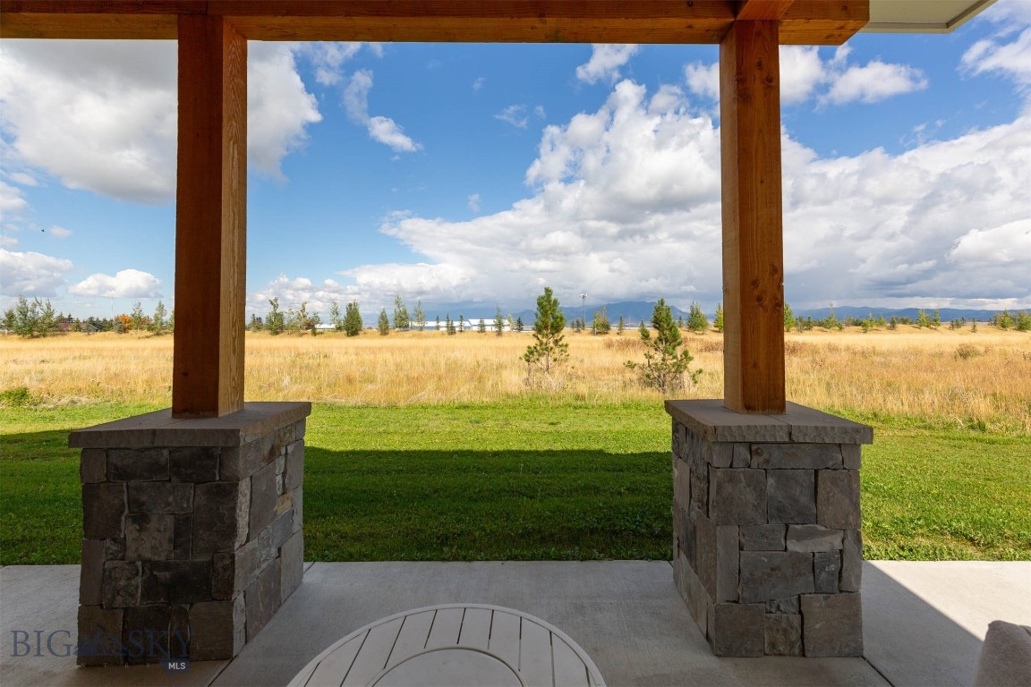 Home 40 - Residential