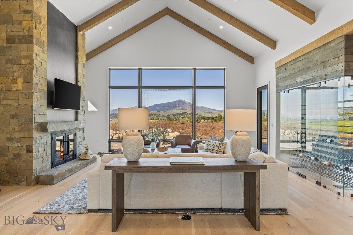 498 Boreal Way