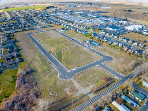 Photo of TBD Cloudfield (Lot 17) Circle, Bozeman, MT 59718 (MLS # 410474)