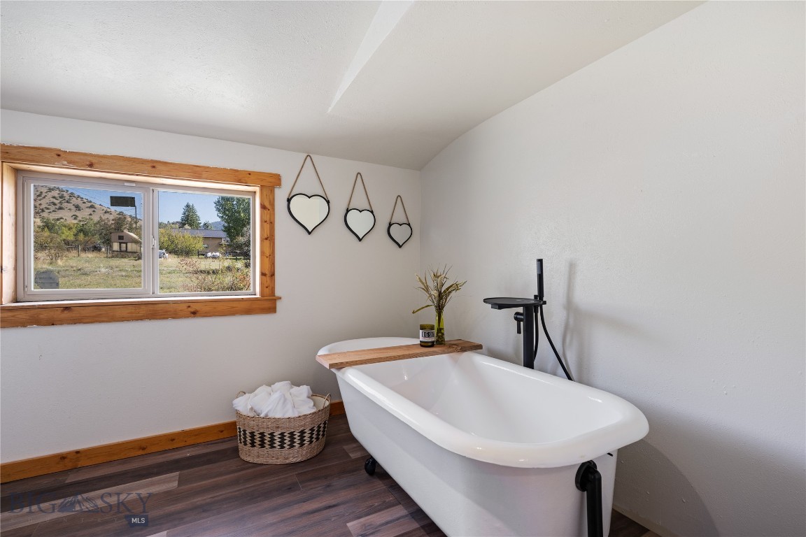 Sheridan, Montana 59749, United States, 2 Bedrooms Bedrooms, ,2 BathroomsBathrooms,Residential,Active,40014