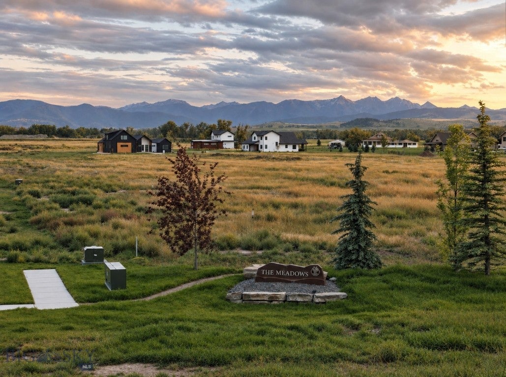 Lot 4 Redpoll Street