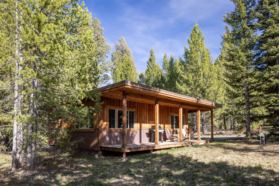 Lazy Acres - Residential