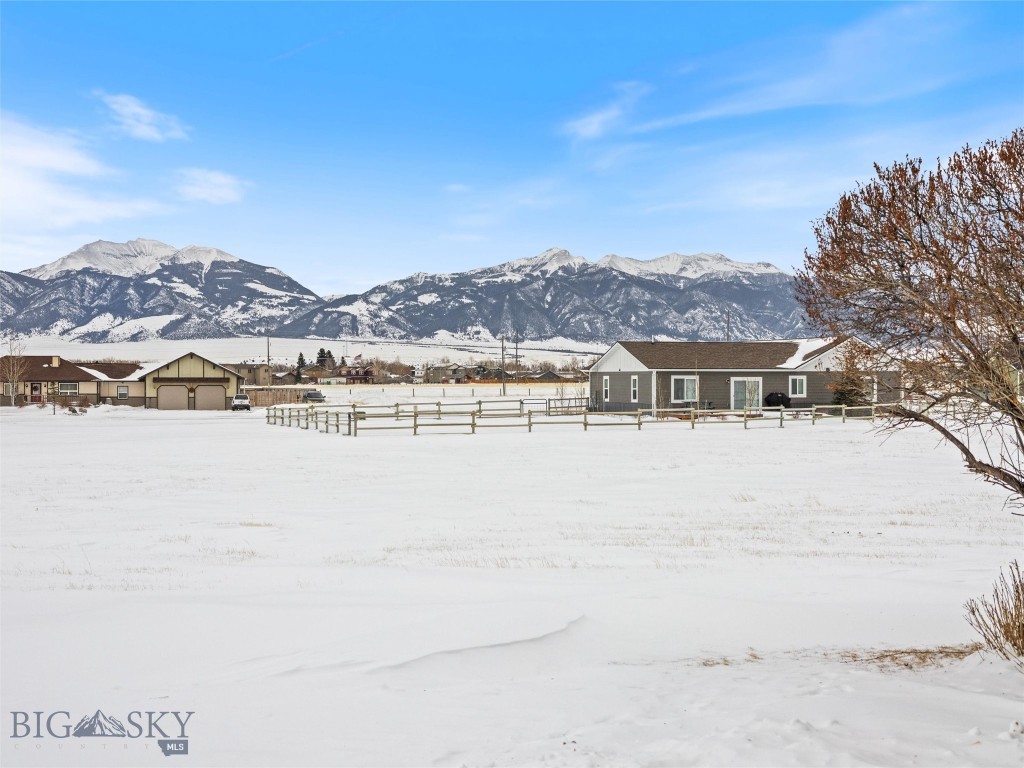Valley Garden Golf Village - Residential