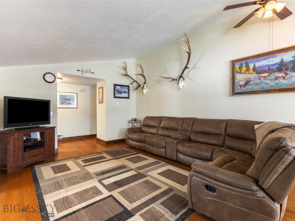 Valley Garden Golf Village - Residential
