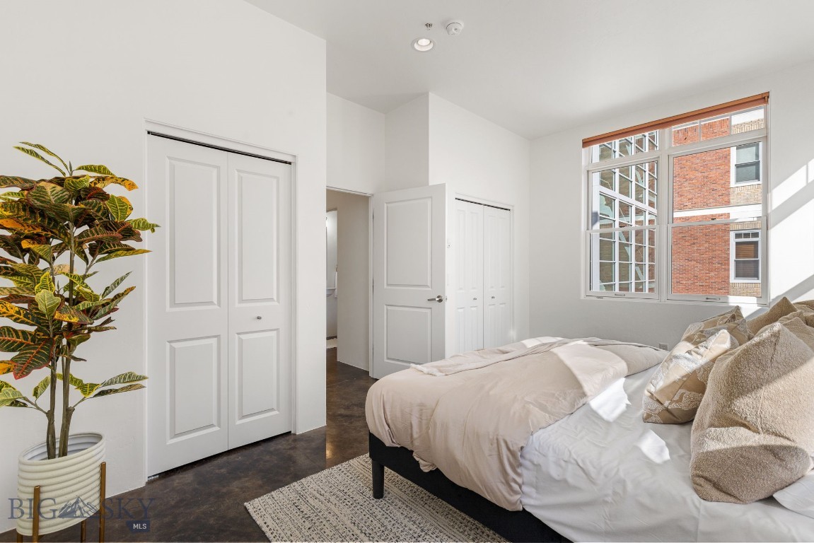 Village Downtown - Residential