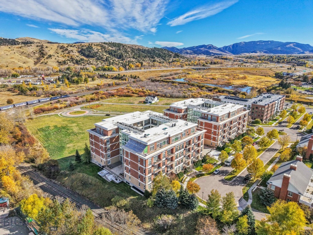 Village Downtown - Residential