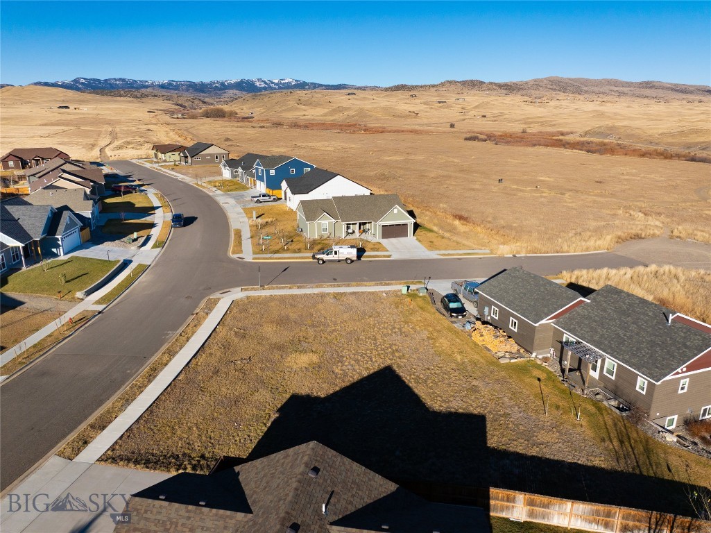 Discovery Vista - Land