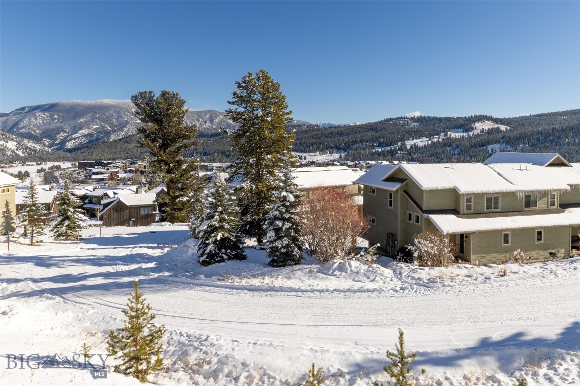 Deer Run Condos - Residential