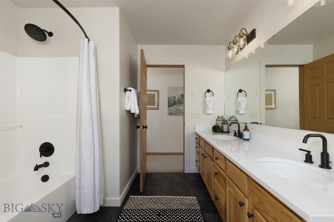 Deer Run Condos - Residential