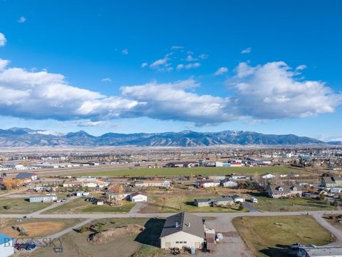 Photo of 109 Kendall Court, Belgrade, MT 59714 (MLS # 406988)