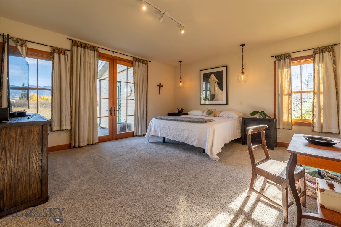 Ross Creek - Residential