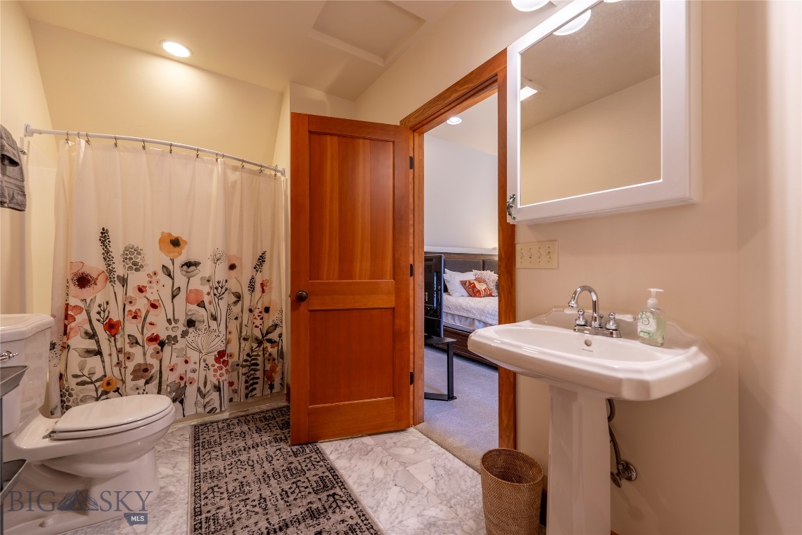 Ross Creek - Residential