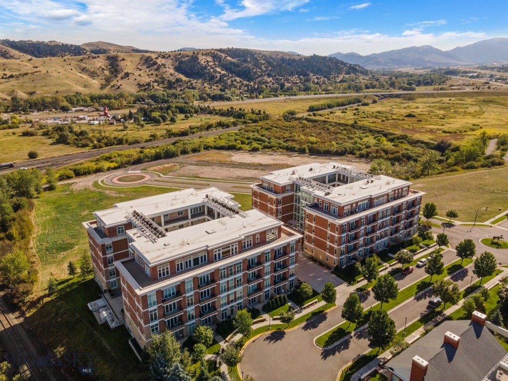 Village Downtown - Residential