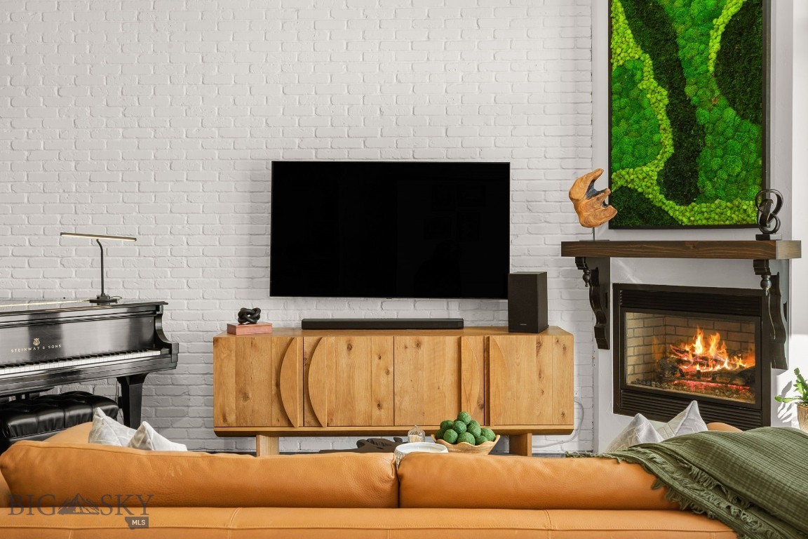 Village Downtown - Residential