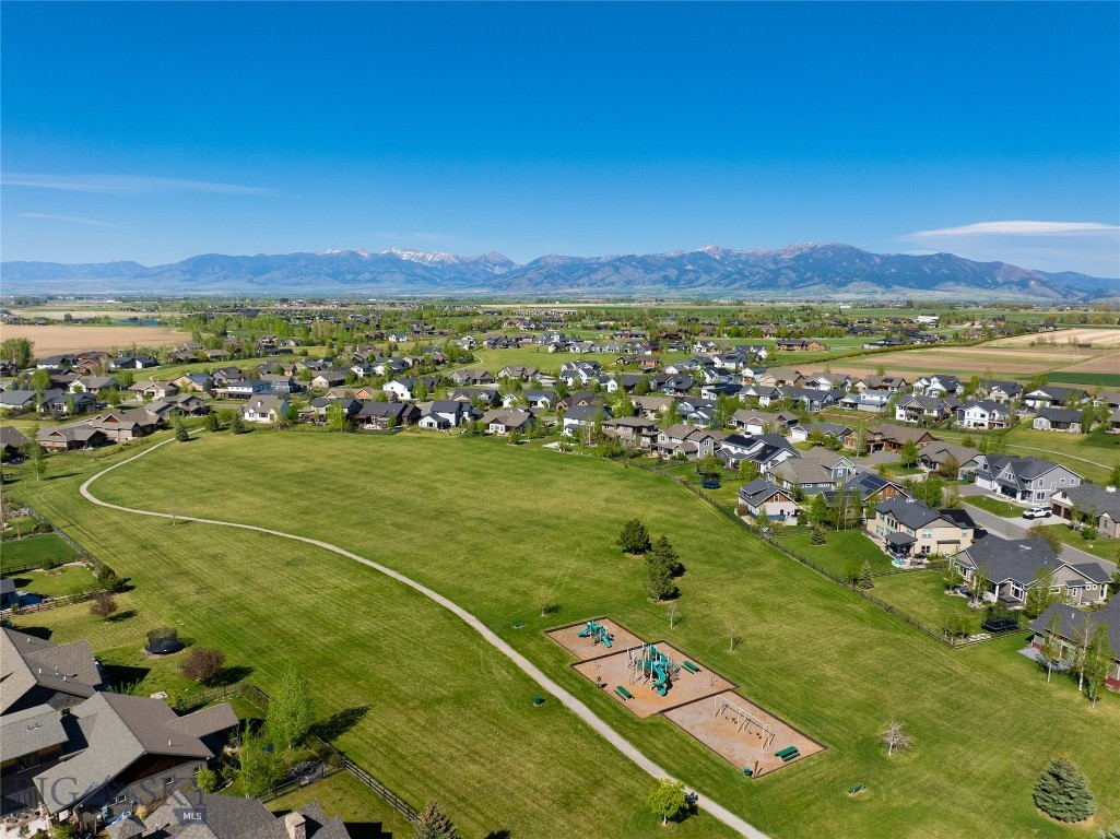 Middle Creek Parklands - Residential