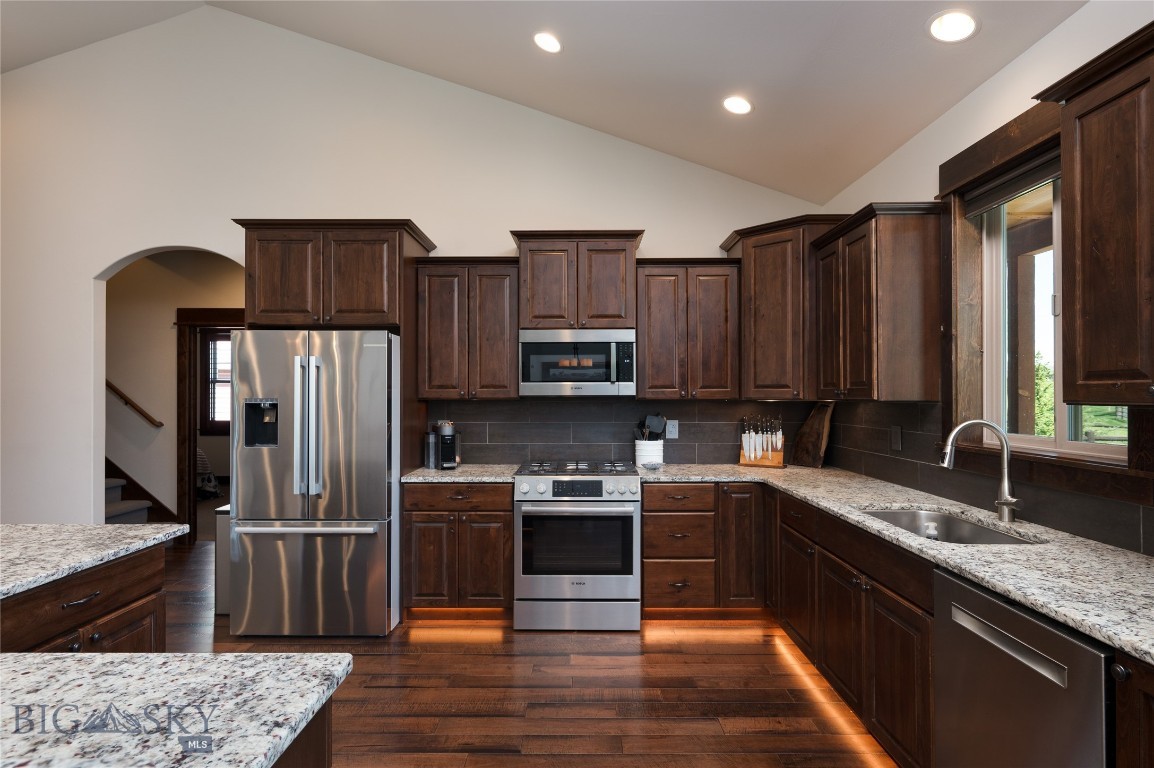 Middle Creek Parklands - Residential