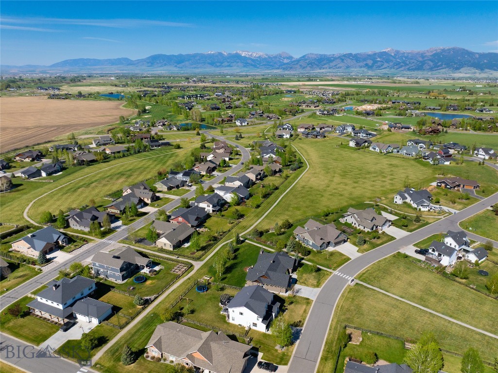Middle Creek Parklands - Residential