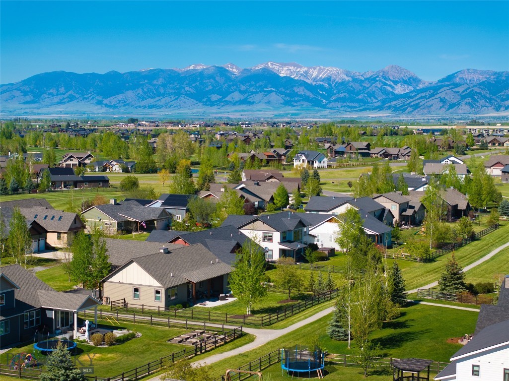 Middle Creek Parklands - Residential