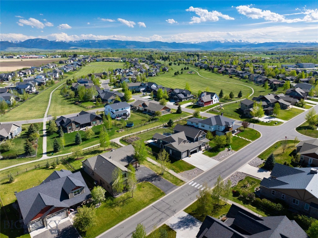 Middle Creek Parklands - Residential