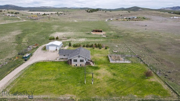 1910 NO CREEK CT, HELENA, MT 59602 - Image cda7cde8b5c97f20780d035952c2da2c/3665903285