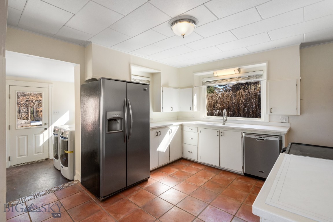 Bozeman, Montana 59715, United States, 2 Bedrooms Bedrooms, ,2 BathroomsBathrooms,Residential,Pending,60118