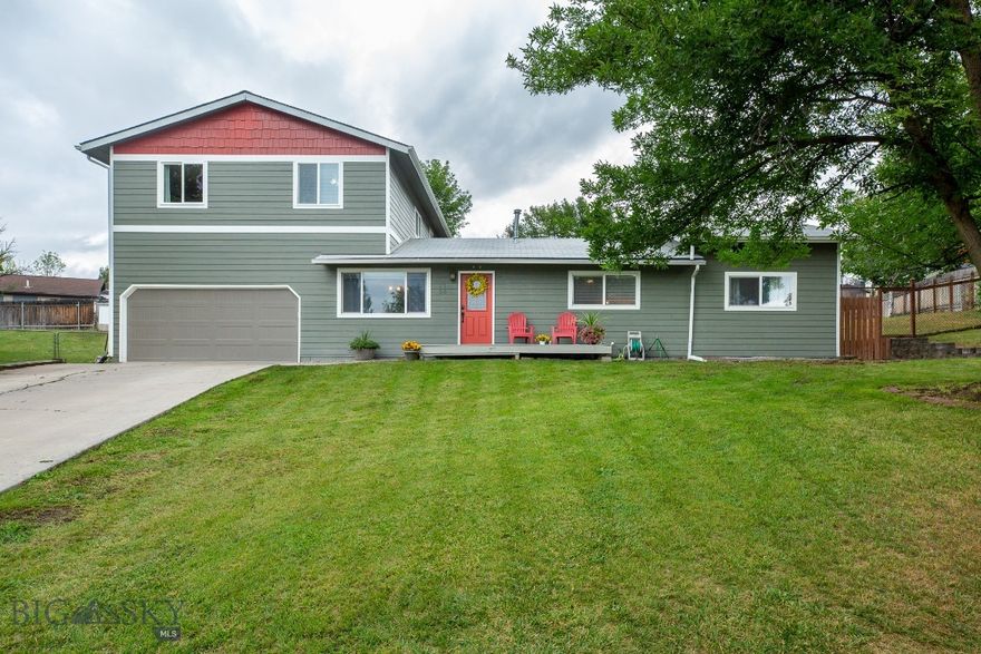 Great 5 bedroom, 3.5 bath home in Hellgate Elementary School District