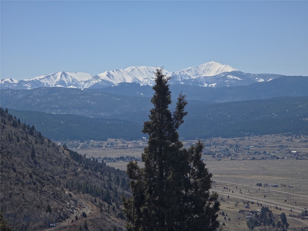 Owner financing
18 Acres with Unmatched Privacy & Highland Mountain Views – Butte, MT
Escape to your own piece of Montana paradise with this stunning 18-acre property perched above Butte. Offering sweeping, unobstructed views of the Highland Mountains, this rare find combines total seclusion with close proximity to town amenities.
Whether you’re looking to build your dream home, create a private retreat, or invest in Montana land, this property delivers peace, space, and scenery in every direction. Tucked away yet just minutes from shopping, dining, and recreation, it’s the best of both worlds.
• 18+ acres of sloped property
• Elevated location with panoramic views
• Private and serene setting
• Year-round access, power nearby
• Just minutes to downtown Butte, I-15/I-90 access
Opportunities like this don’t come around often—own your slice of Big Sky Country today!