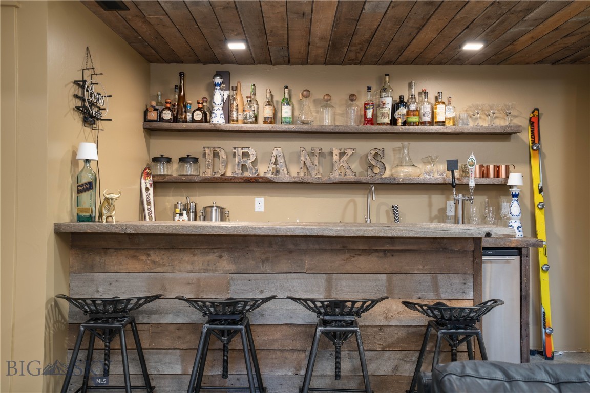 45 Degrees North Condos - Residential