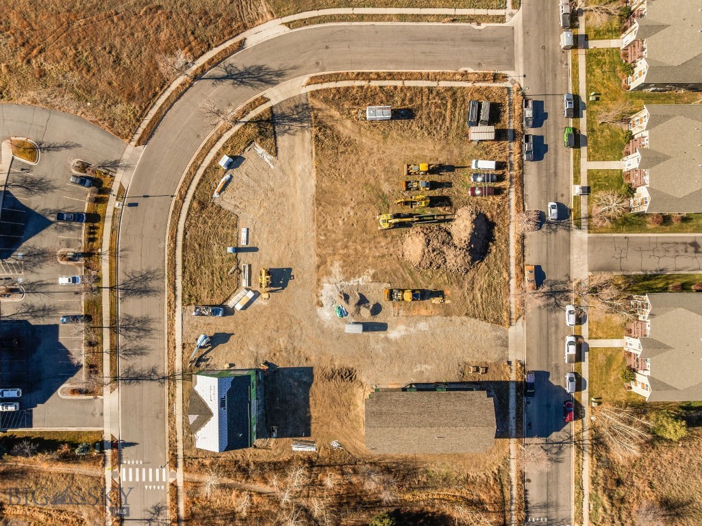 Parkway Plaza - Commercial Lease