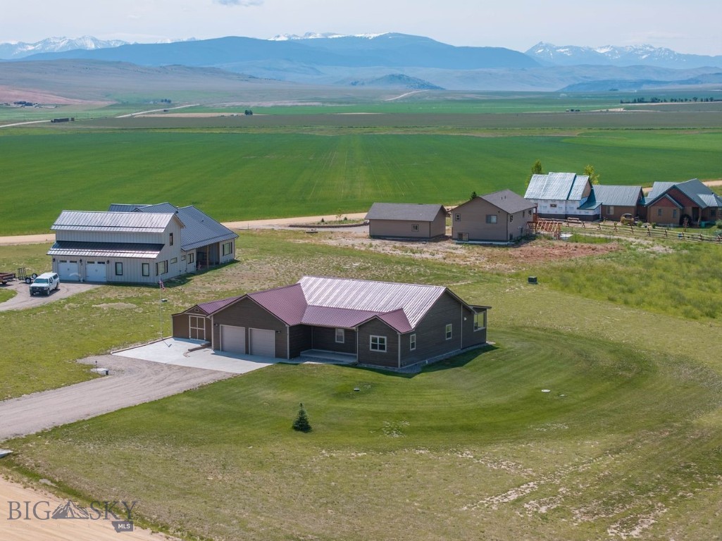 7 Whitetail Drive