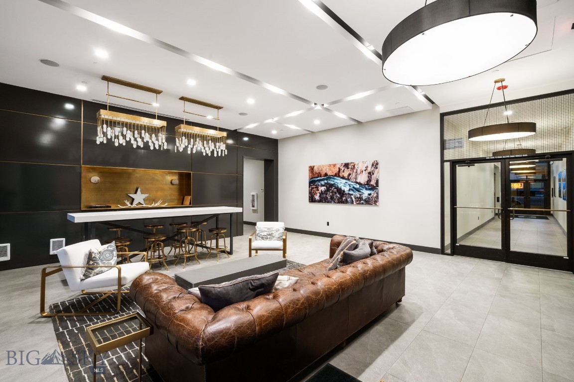 HBP Residential Condo - Residential