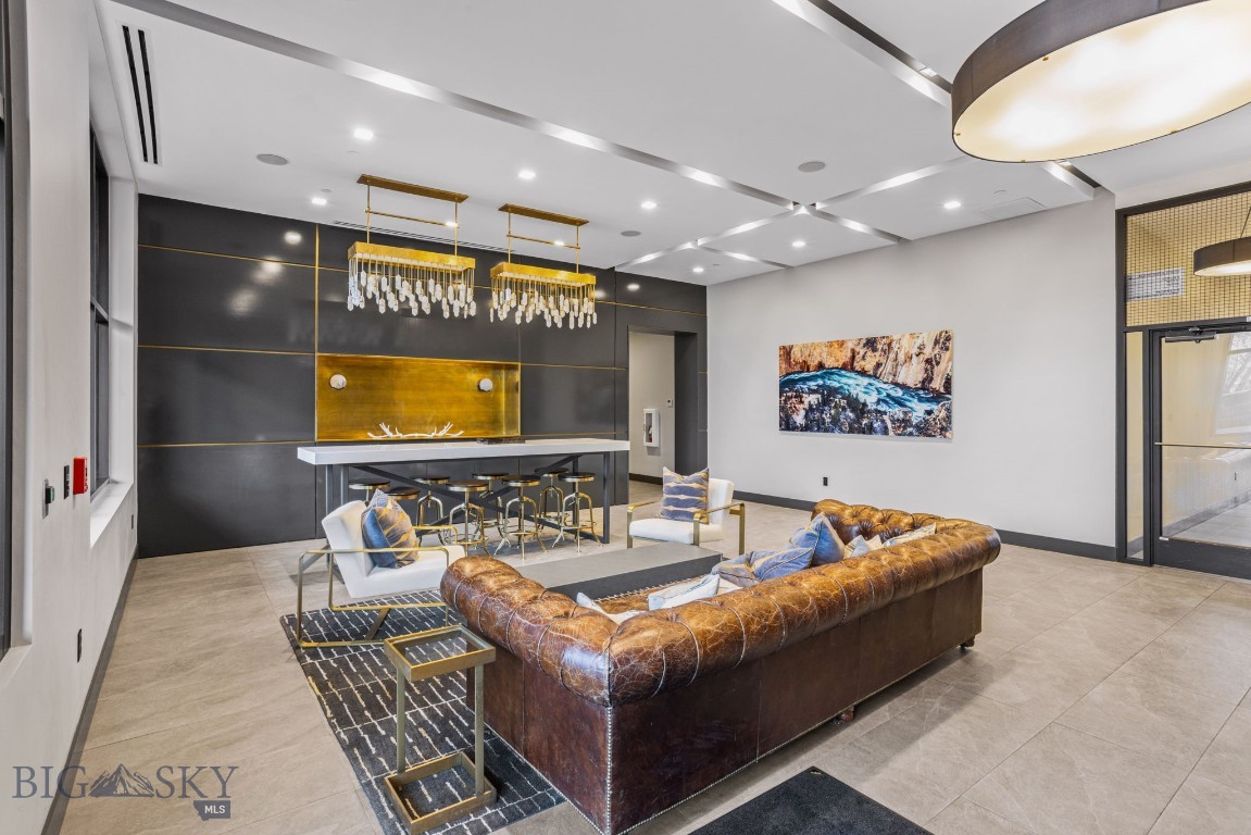 HBP Residential Condo - Residential