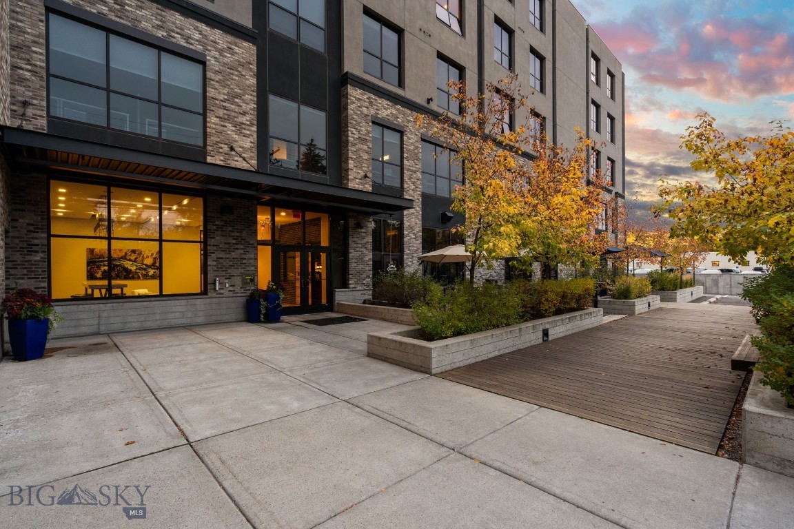 HBP Residential Condo - Residential