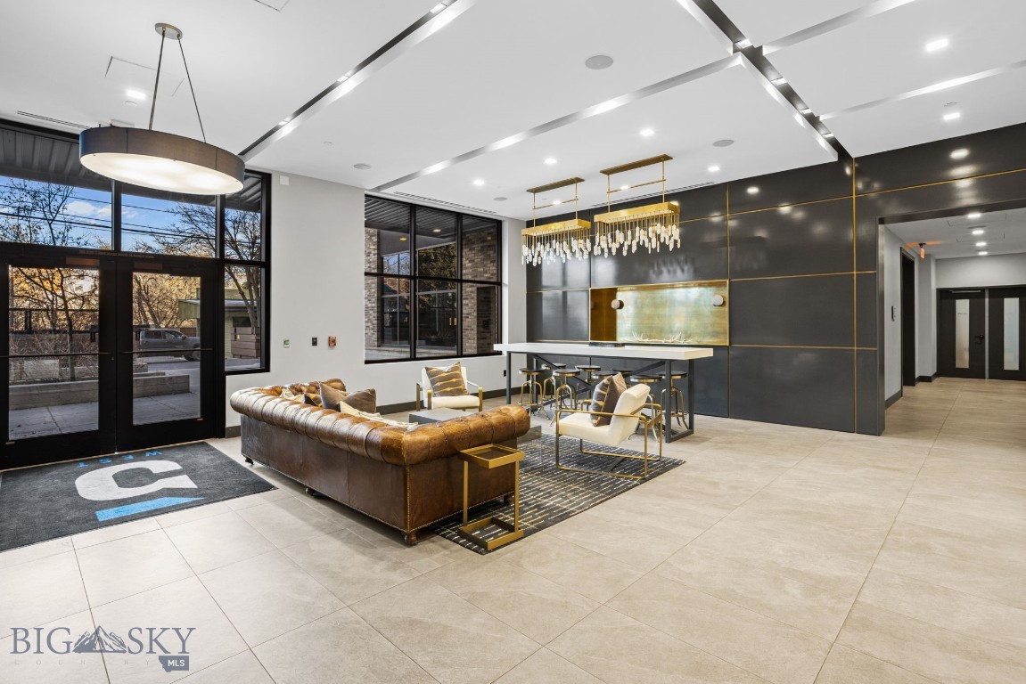 HBP Residential Condo - Residential