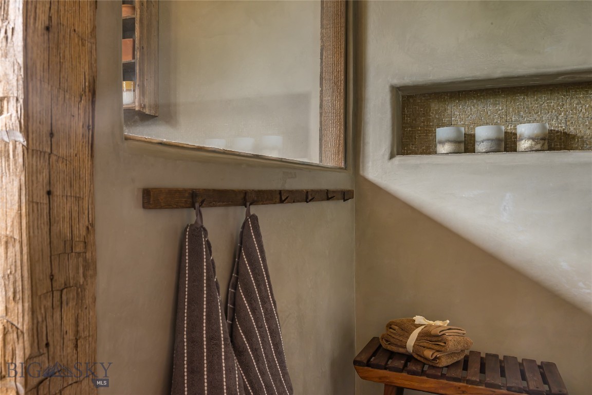 Bozeman, Montana 59718, United States, 3 Bedrooms Bedrooms, ,3 BathroomsBathrooms,Residential,Pending,145376