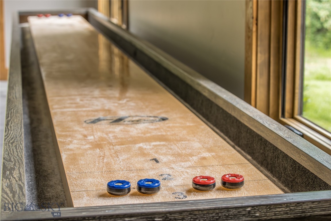 Bozeman, Montana 59718, United States, 3 Bedrooms Bedrooms, ,3 BathroomsBathrooms,Residential,Pending,145376