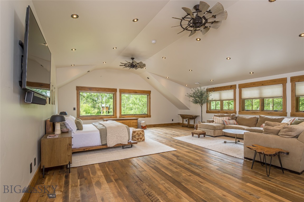 Bozeman, Montana 59718, United States, 3 Bedrooms Bedrooms, ,3 BathroomsBathrooms,Residential,Pending,145376