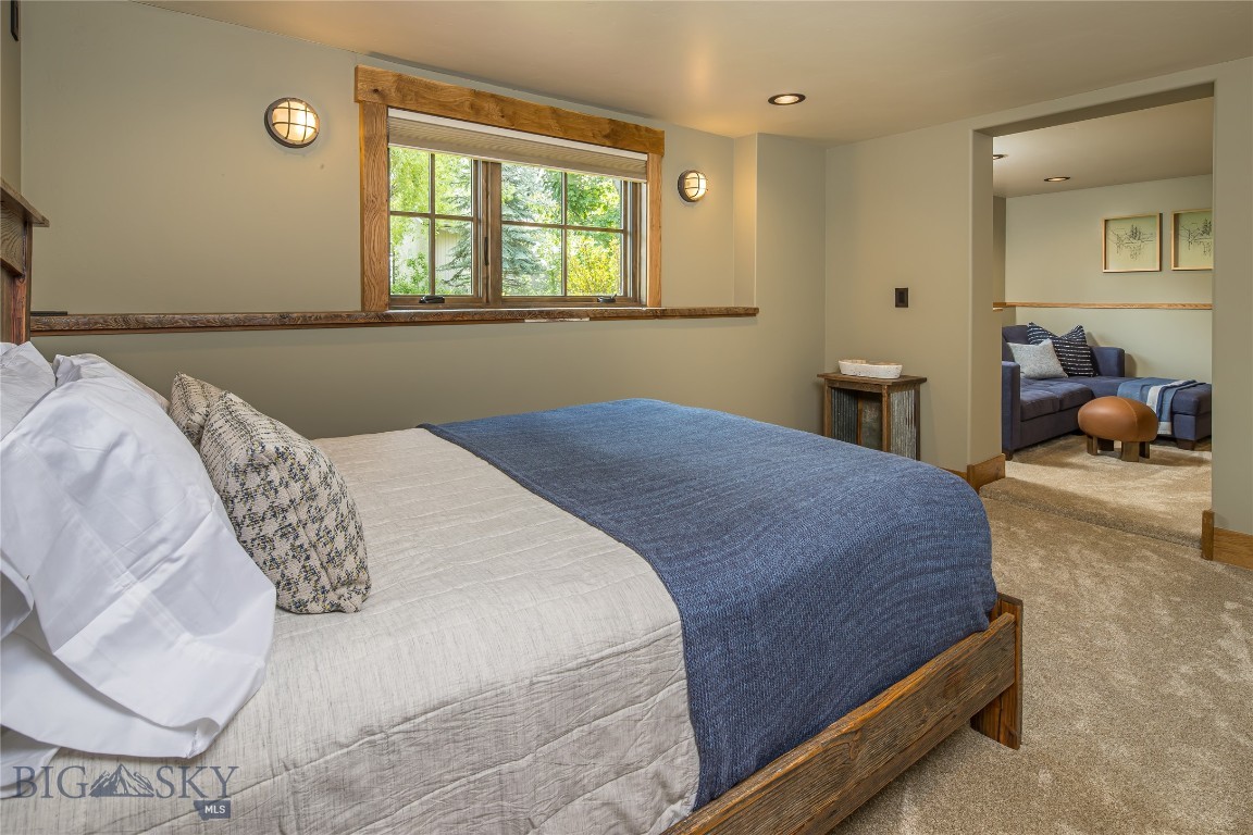 Bozeman, Montana 59718, United States, 3 Bedrooms Bedrooms, ,3 BathroomsBathrooms,Residential,Pending,145376