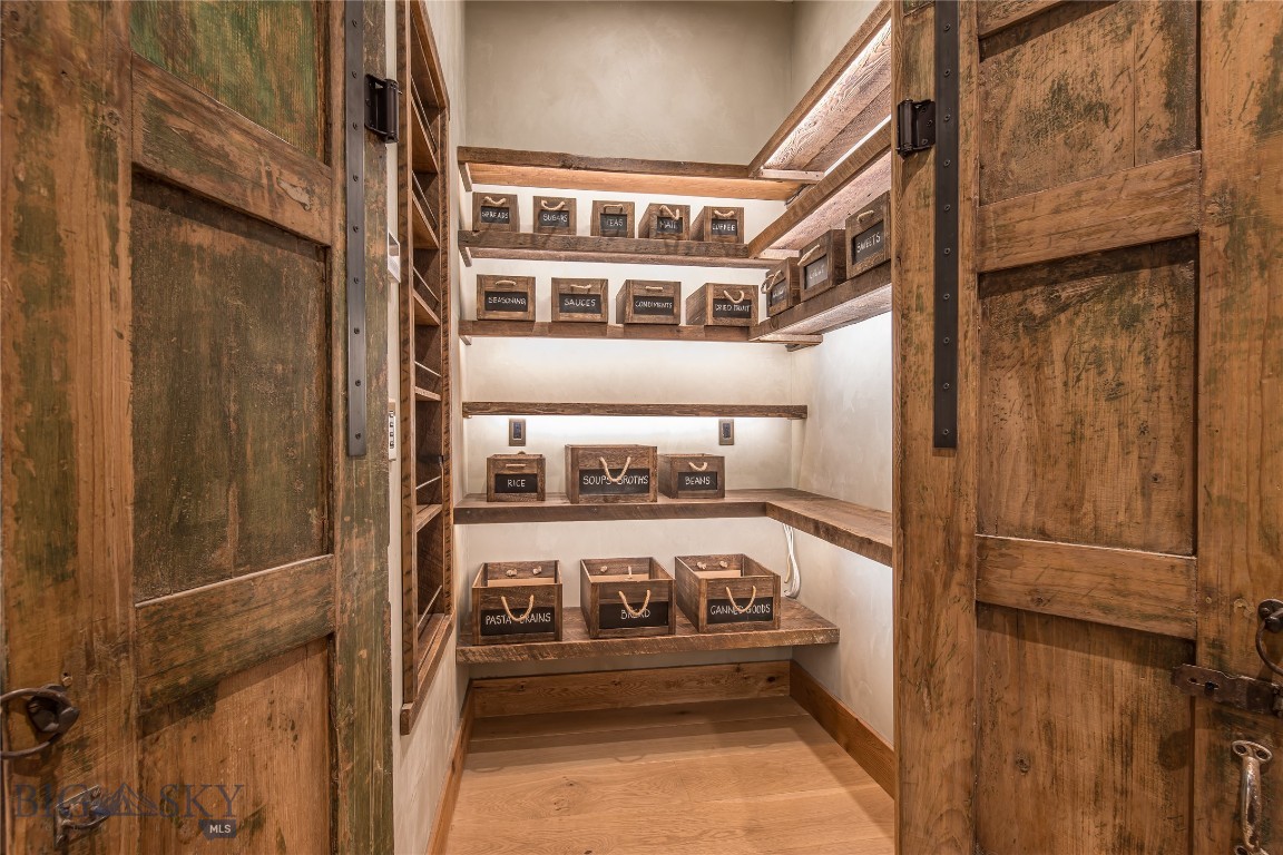 Bozeman, Montana 59718, United States, 3 Bedrooms Bedrooms, ,3 BathroomsBathrooms,Residential,Pending,145376